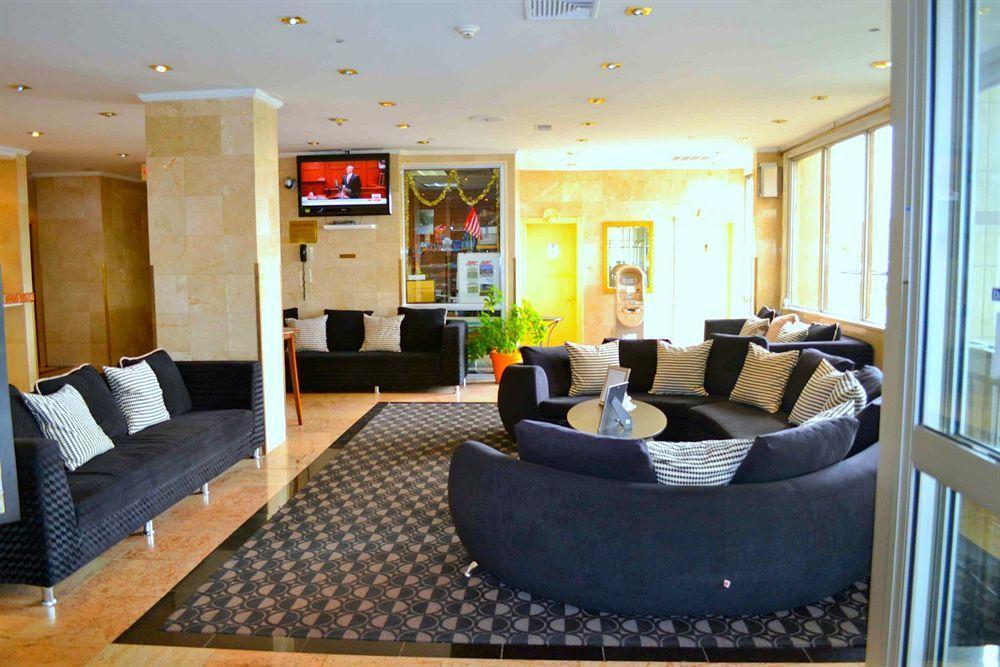 Ramada By Wyndham Hotel North Bergen
